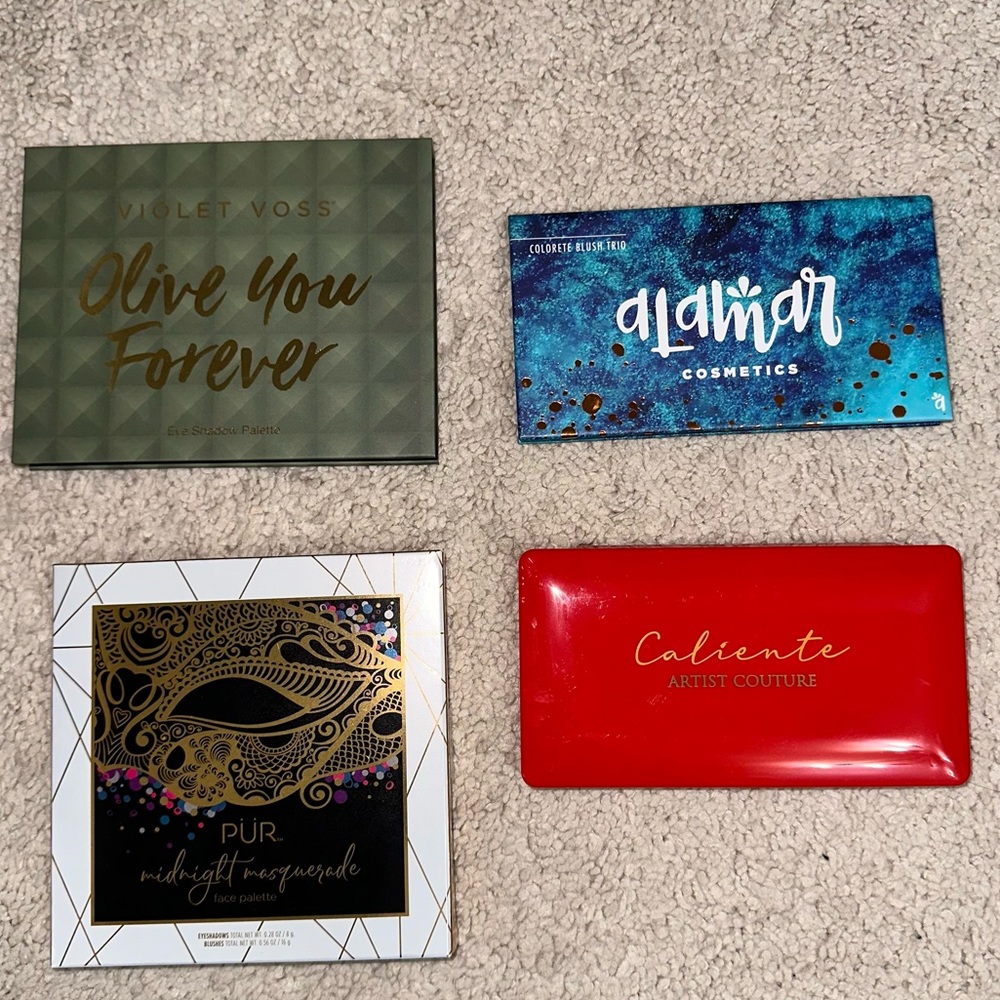 Eyeshadow bundles